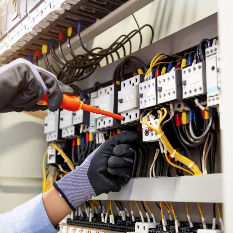Electrical services in Valencia, CA Electrical services in Valencia, CA